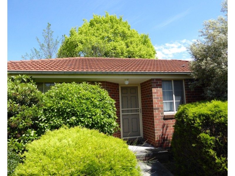 2/18 Elm Street, Bayswater VIC 3153