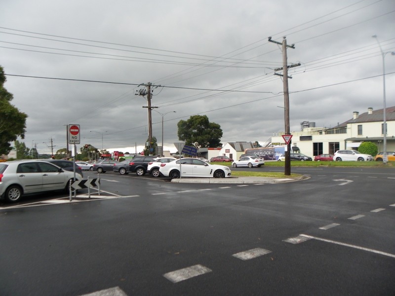 Shop 2 Mountain Gate Shopping Centre, Ferntree Gully VIC 3156