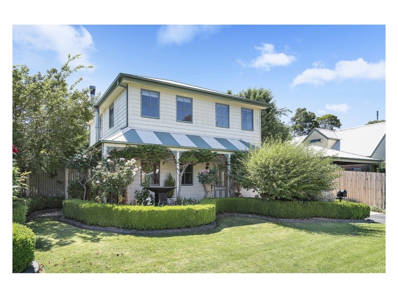 4 Manna Court, Ferntree Gully VIC 3156