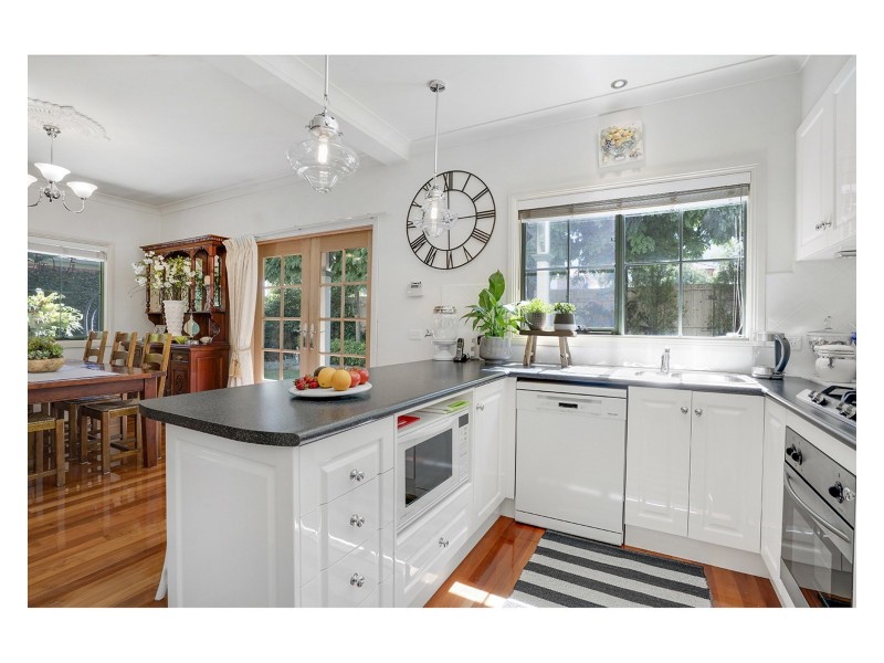 4 Manna Court, Ferntree Gully VIC 3156