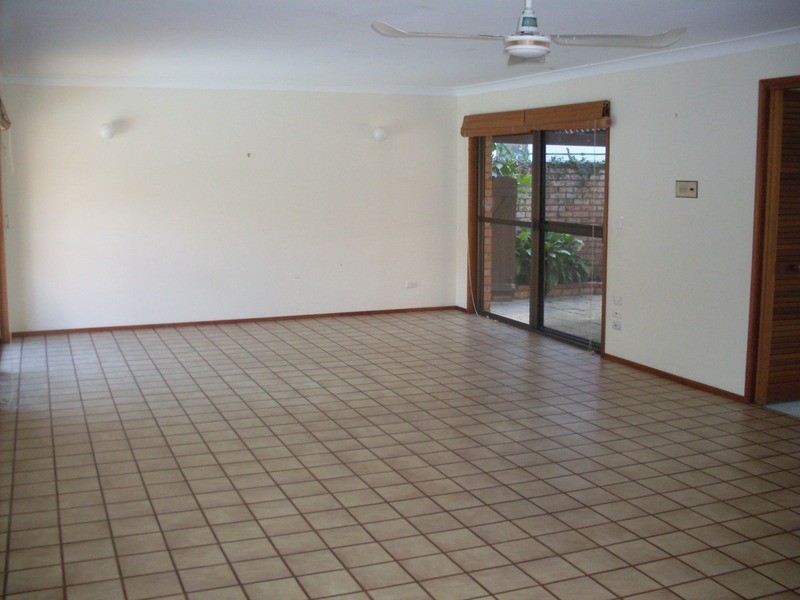 49 Blair Athol Crescent, Sorrento QLD 4217