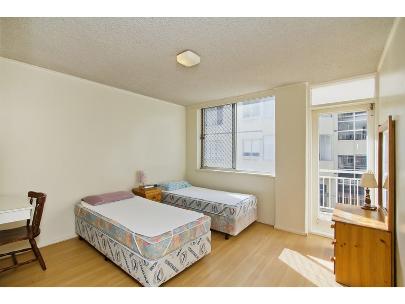 “Monaco Apartments”/120 The Esplanade, Surfers Paradise QLD 4217