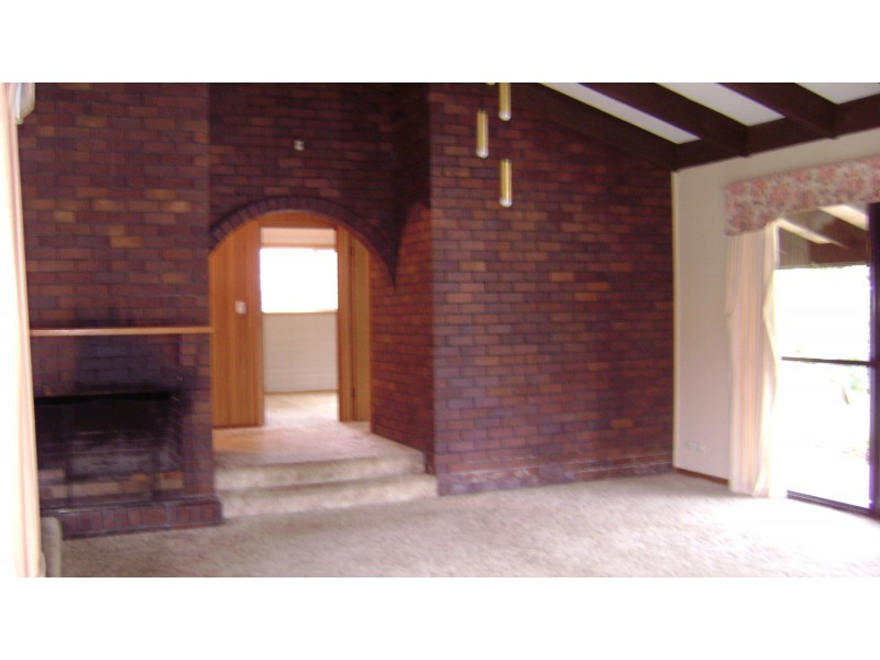 24 Gregory Drive, Carrara QLD 4211