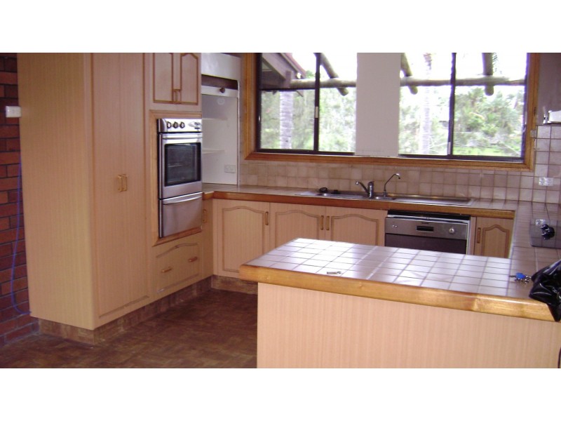 24 Gregory Drive, Carrara QLD 4211