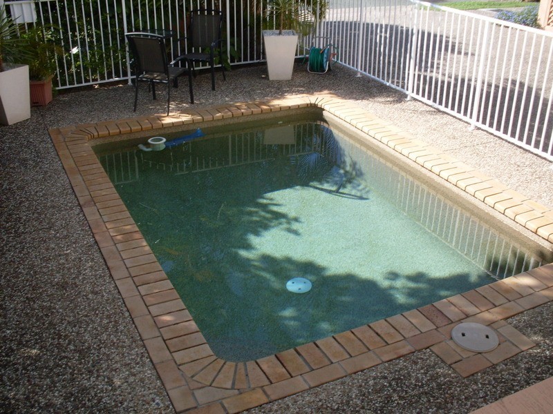 14-16 Darrambal Street, Chevron Island QLD 4217