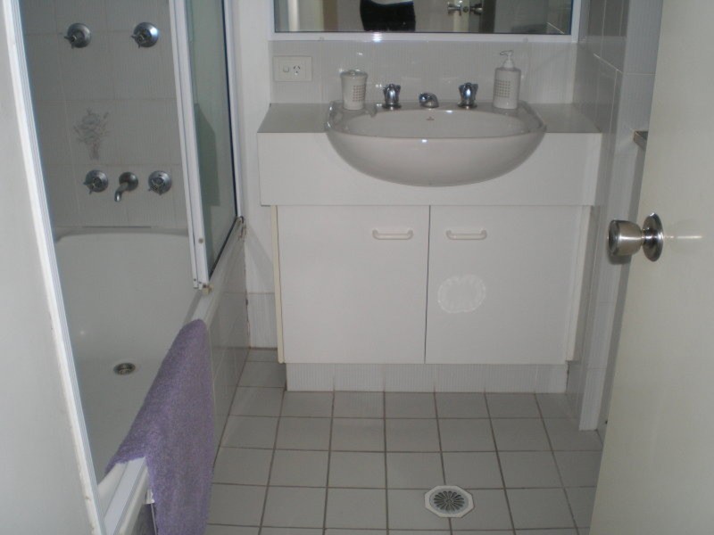 21/27 Wharf Road, Surfers Paradise QLD 4217