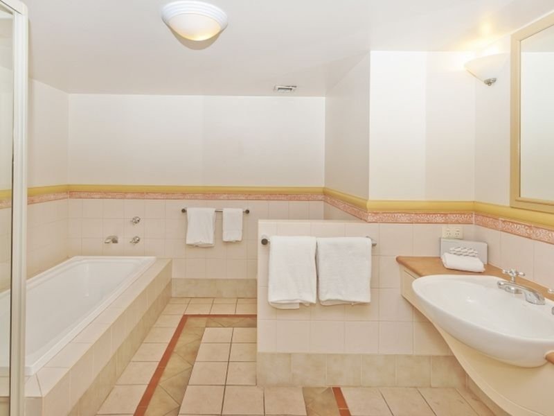 1802/5-19 Palm Avenue, Surfers Paradise QLD 4217