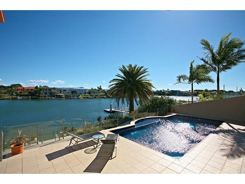 81 Sir Bruce Small Boulevard, Benowa Waters QLD 4217