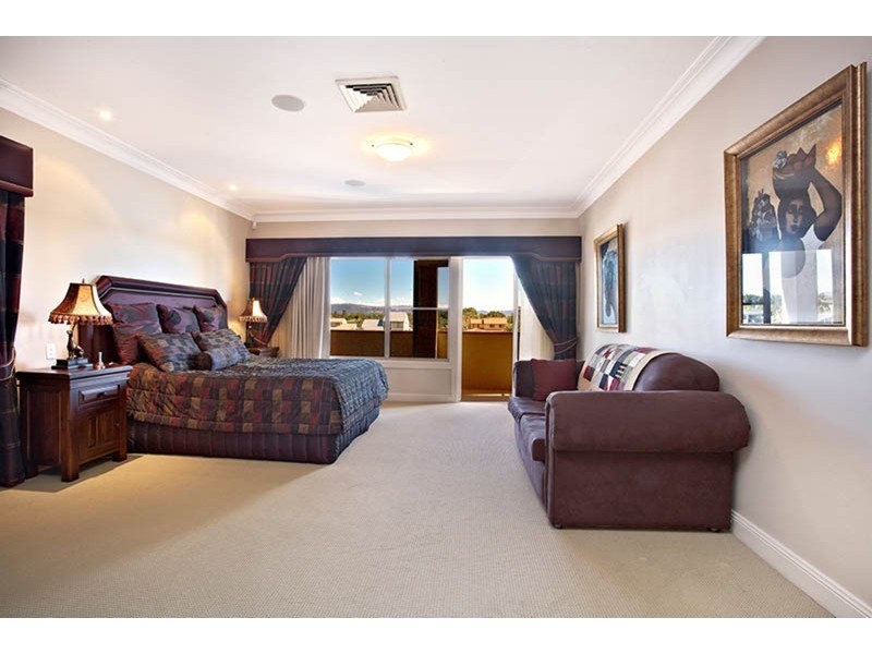 81 Sir Bruce Small Boulevard, Benowa Waters QLD 4217