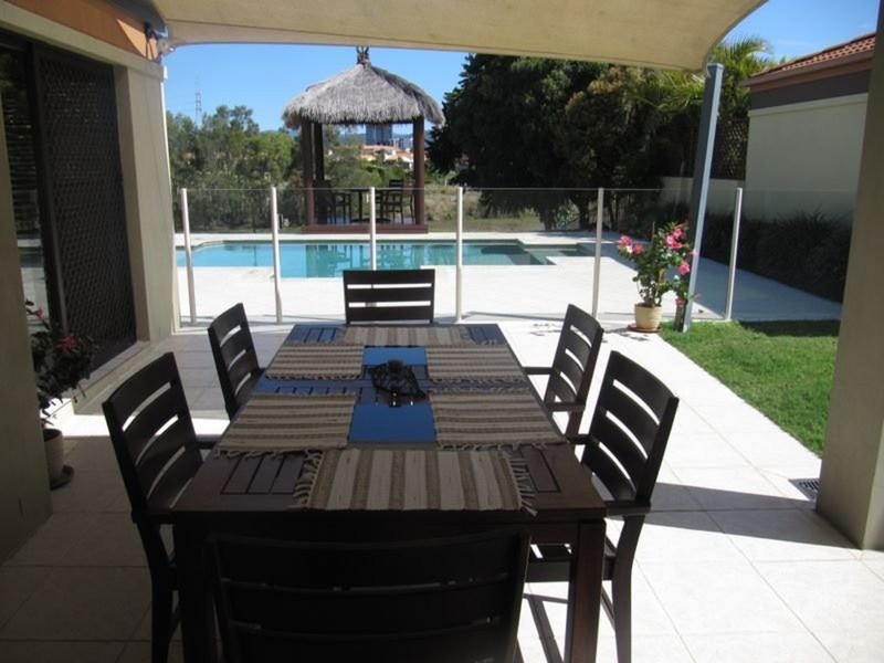 28 Peach Drive, Robina QLD 4226