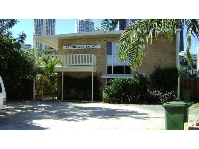 2/5 Stanhill Drive, Chevron Island QLD 4217