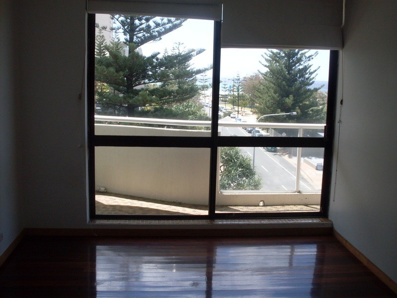 19/4 Clifford Street, Surfers Paradise QLD 4217