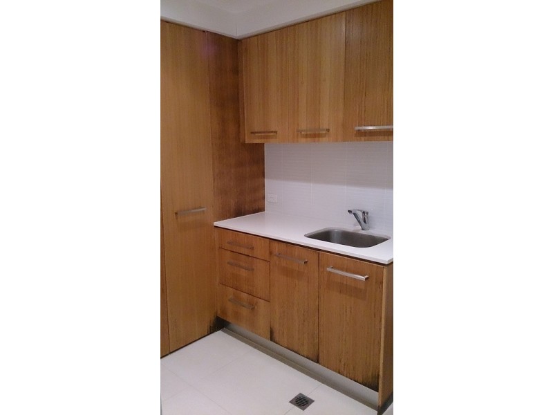 21 South Quay Drive, Biggera Waters QLD 4216