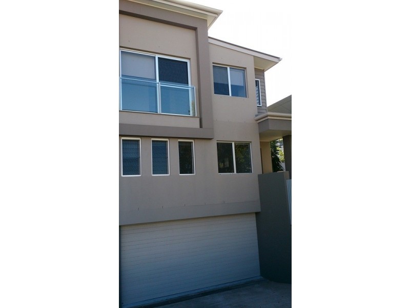 21 South Quay Drive, Biggera Waters QLD 4216