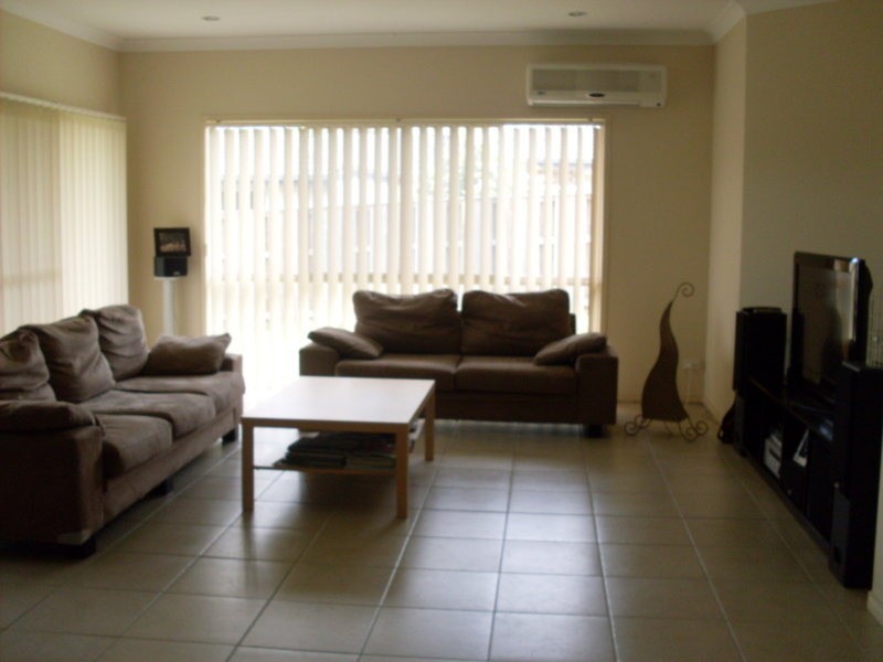 6 Ava Court, Upper Coomera QLD 4209