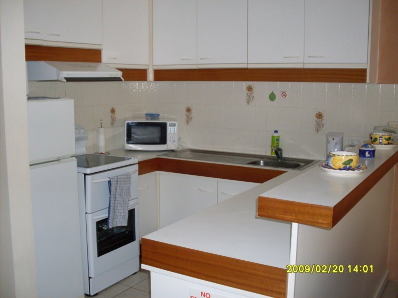 11/24 Hamilton Avenue, Surfers Paradise QLD 4217