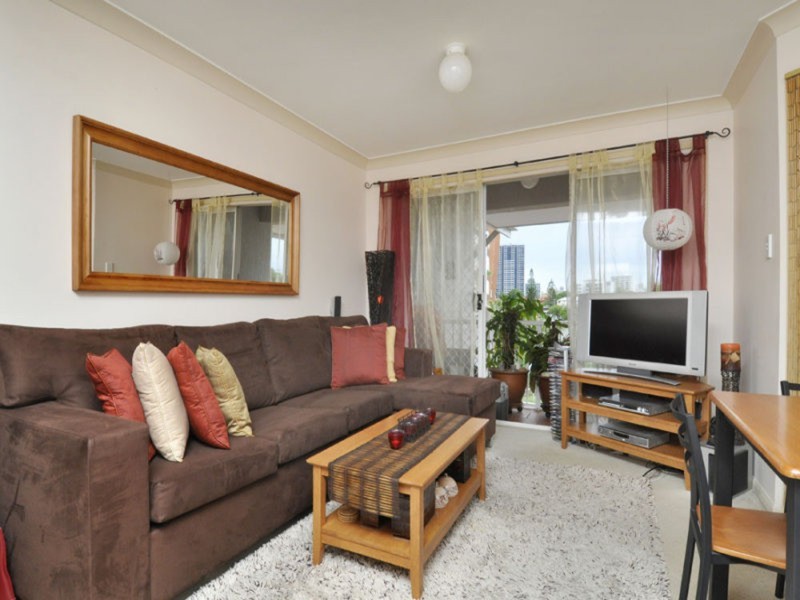 Chevron Island QLD 4217