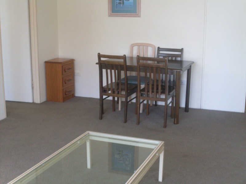 2 Riverview Parade, Surfers Paradise QLD 4217