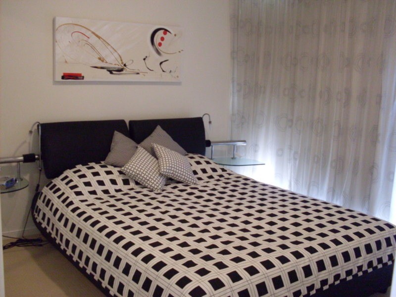 1067/23 Ferny Avenue, Surfers Paradise QLD 4217