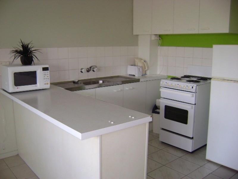 3/22 Leonard Avenue, Surfers Paradise QLD 4217