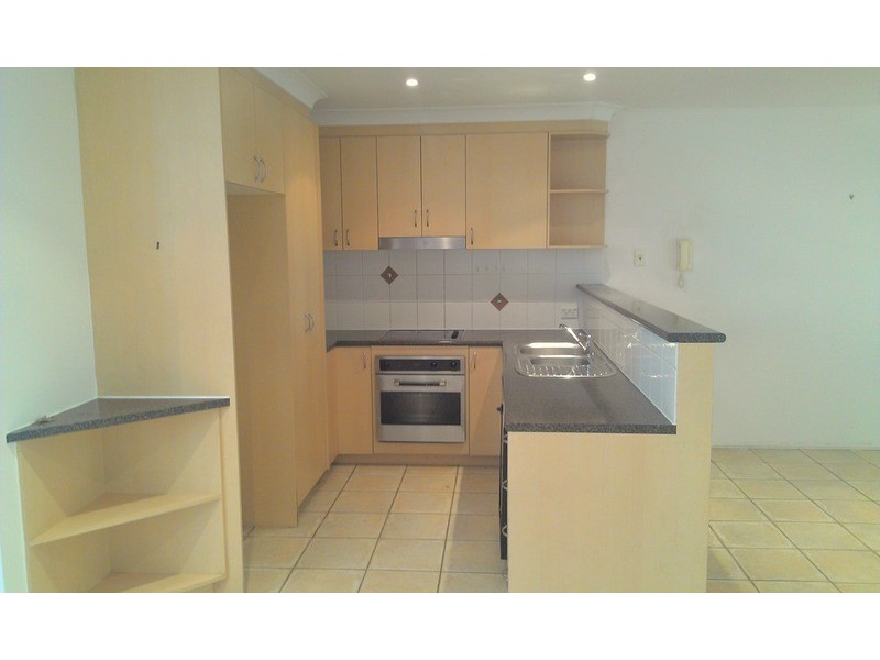 6/3 Elliott Street, Surfers Paradise QLD 4217