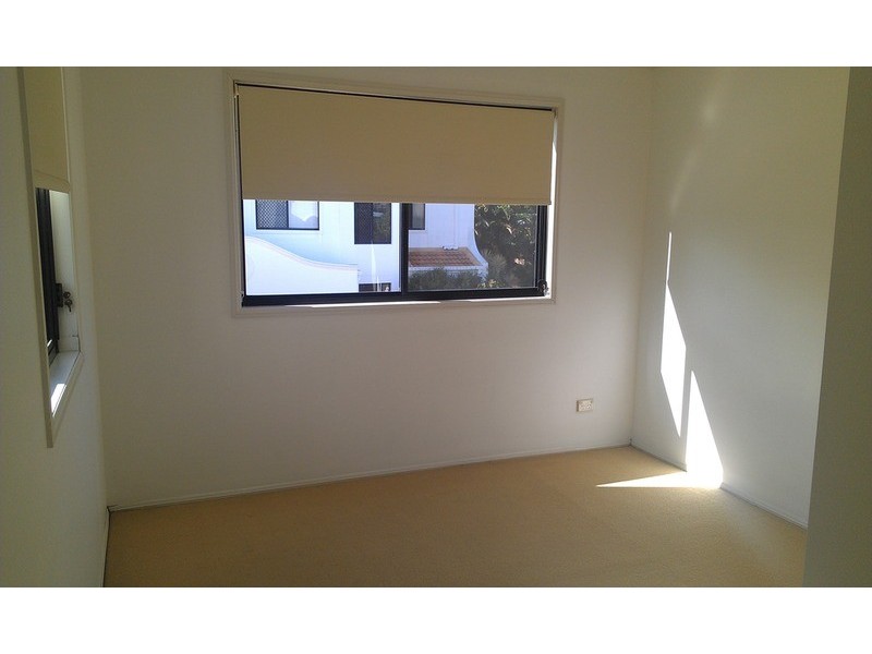 6/3 Elliott Street, Surfers Paradise QLD 4217