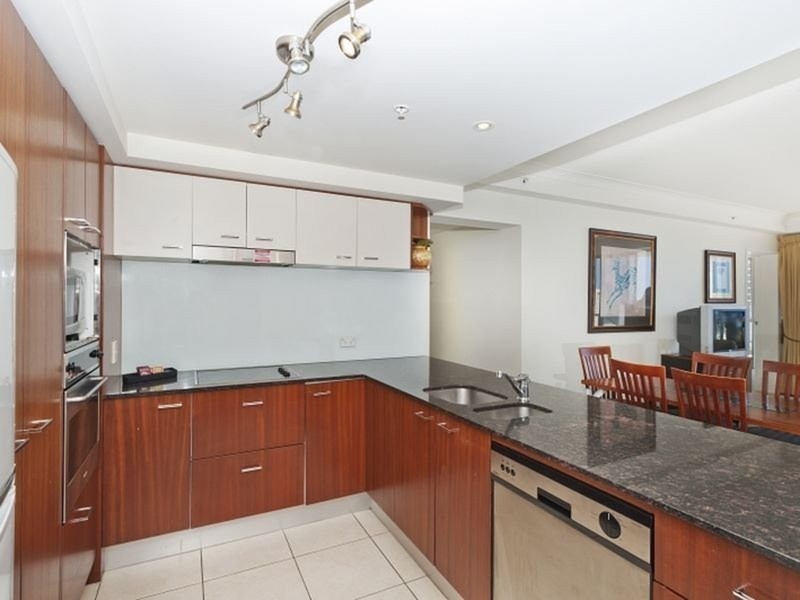 CHEVRON RENAISSANCE 23 Ferny Avenue, Surfers Paradise QLD 4217