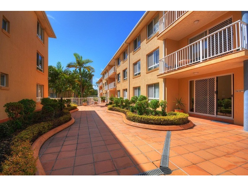 35 Palm Avenue, Surfers Paradise QLD 4217