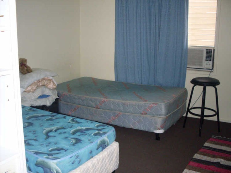 8/5 Watson Esplanade, Surfers Paradise QLD 4217