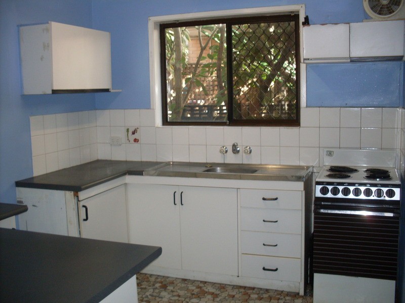 1/21 Cronin Avenue, Main Beach QLD 4217