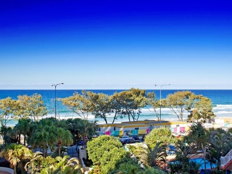 Moroccan View Avenue, Surfers Paradise QLD 4217