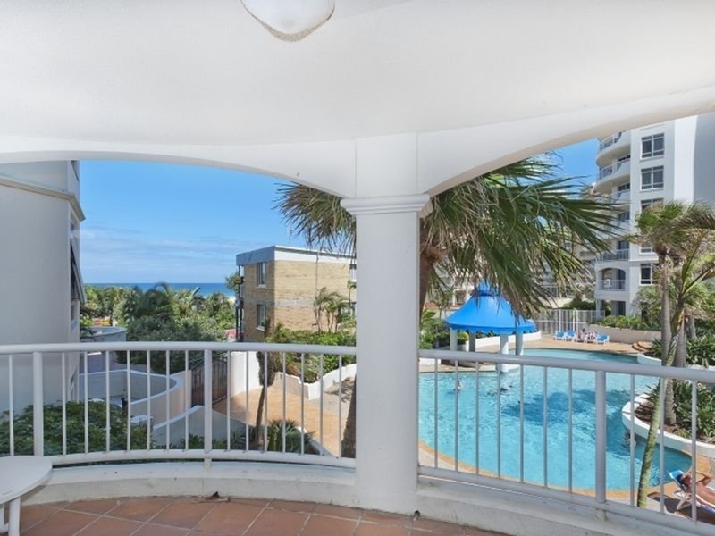 Moroccan View Avenue, Surfers Paradise QLD 4217