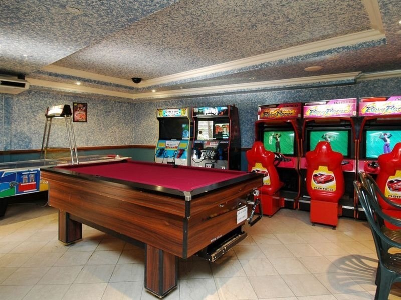 Moroccan View Avenue, Surfers Paradise QLD 4217