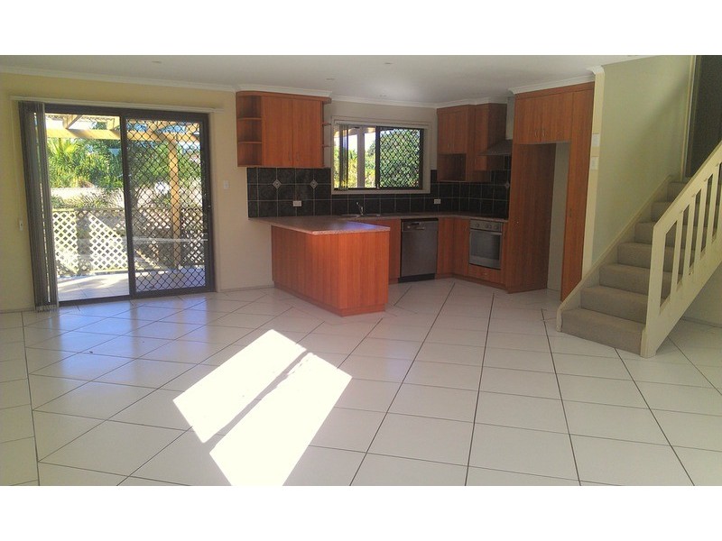 14 Carrabean Avenue, Ashmore QLD 4214