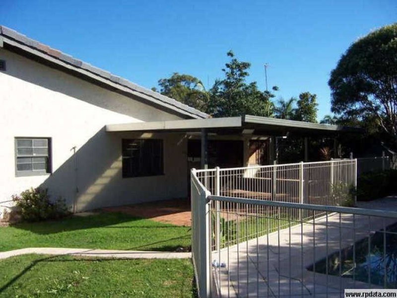 3 Allawah Street, Sorrento QLD 4217