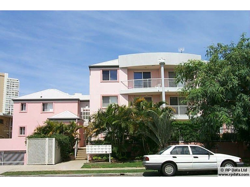 9/25 Darrambal Street, Chevron Island QLD 4217