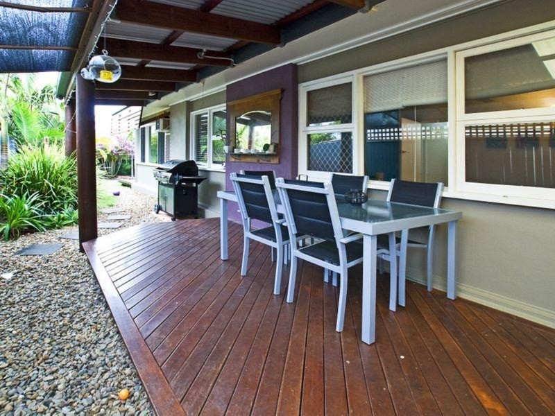23 Kiers Road, Miami QLD 4220