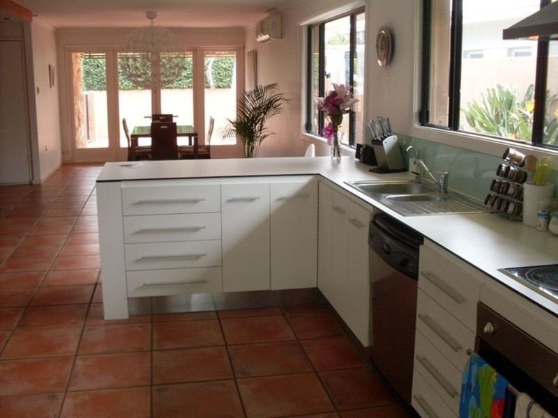 40 Brindisi Avenue, Isle Of Capri QLD 4217