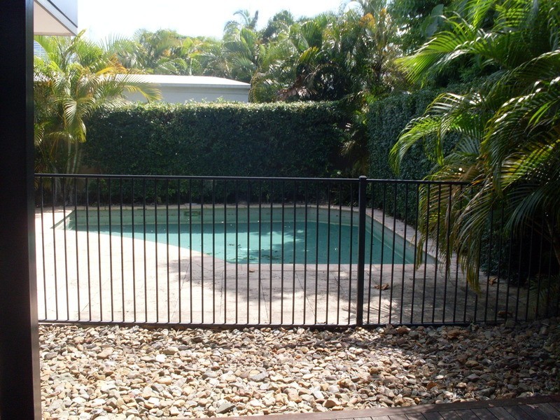 40 Brindisi Avenue, Isle Of Capri QLD 4217