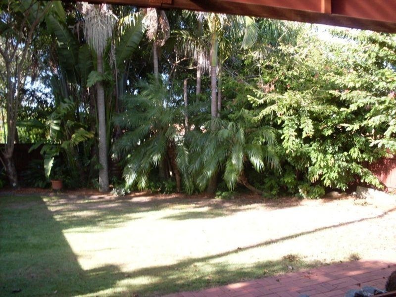 142 Bamboo Avenue, Benowa QLD 4217