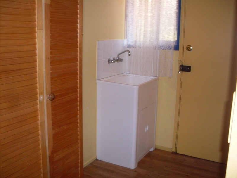 142 Bamboo Avenue, Benowa QLD 4217