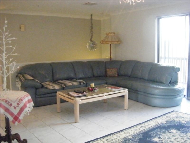 281 Benowa Road, Benowa QLD 4217