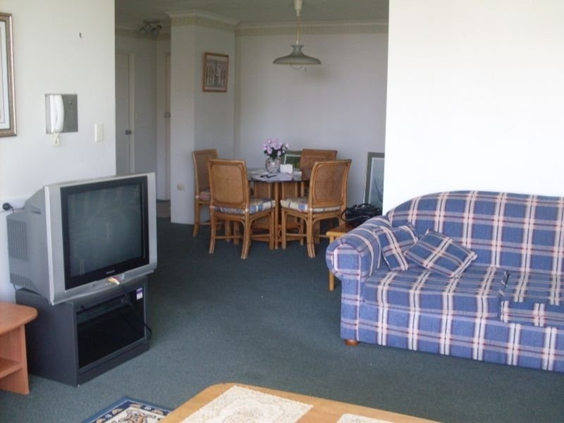 39/40 Ferny Avenue, Surfers Paradise QLD 4217