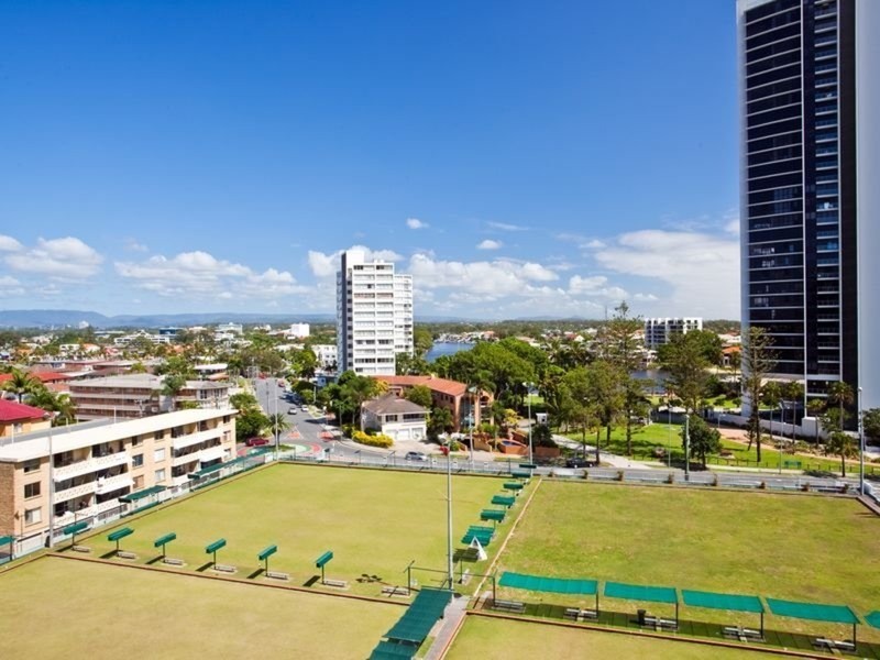 70 Remembrance Drive, Surfers Paradise QLD 4217
