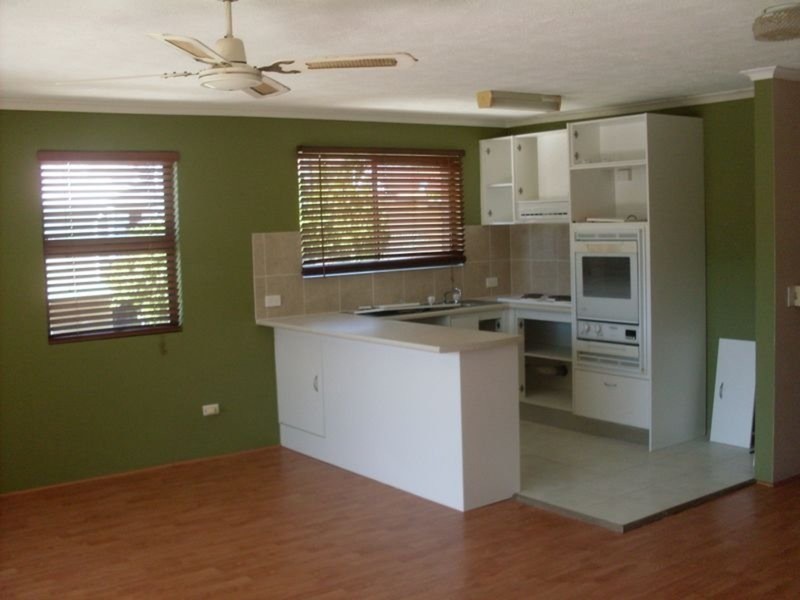 8 Weemala Street, Surfers Paradise QLD 4217