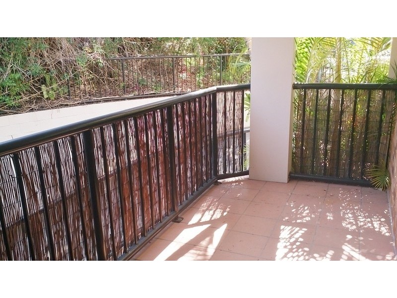 4 Waverley Street, Southport QLD 4215