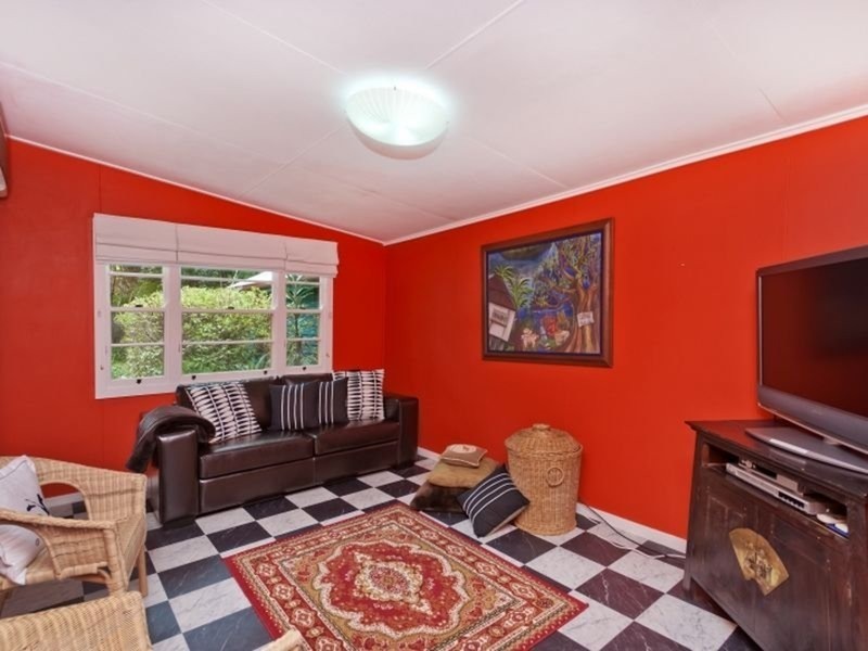 49 Southport Avenue, Eagle Heights QLD 4271