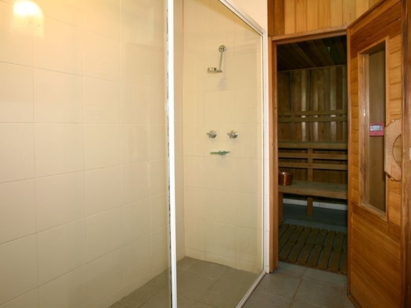 1/20 Riverview Parade, Surfers Paradise QLD 4217