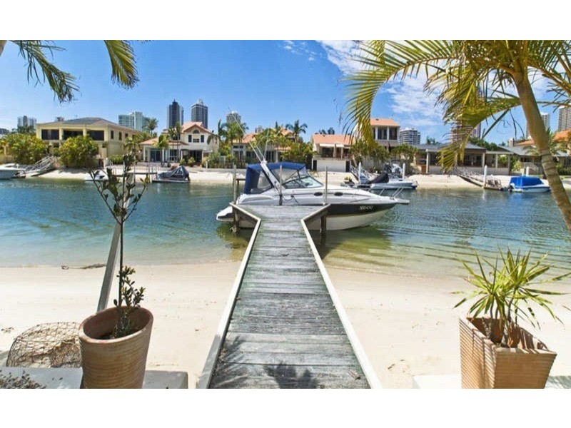 Paradise Waters QLD 4217