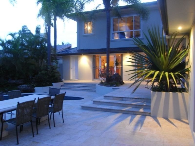 Paradise Waters QLD 4217